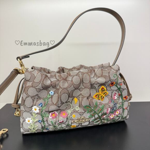 Coach Faye Shoulder Bag In Signature Jacquard With Floral Embroidery CDZ02 - Picture 2 of 8